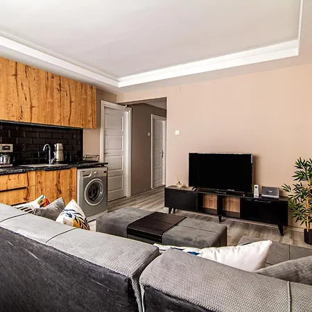 Flat Near Taksim Square With Balcony Apartment Istanbul