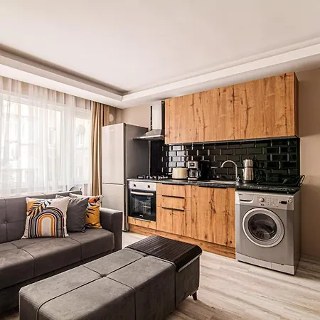 Flat Near Taksim Square With Balcony